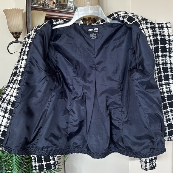 JOU JOU Lux Black & White Tweed Wool Blend Cropped Pea Coat Button Up Jacket - Picture 16 of 16